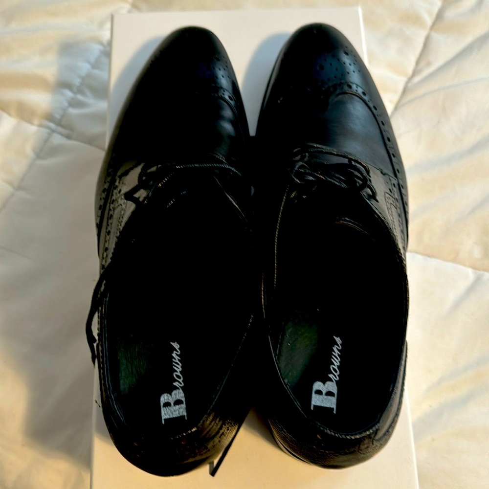 Browns Oxford dress shoes mint condition size 9.5